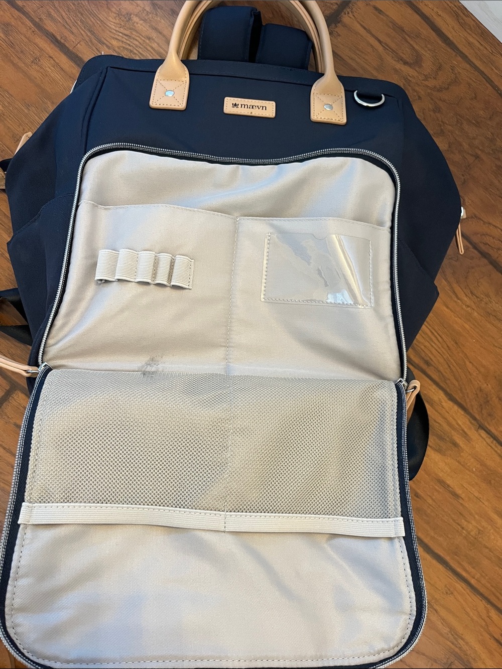 Maevn Navy Tote-Style Clinical Backpack with Tan Trim - Picture 5 of 5